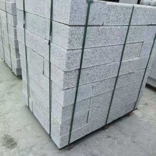 连云港 芙蓉白火烧两面路沿石