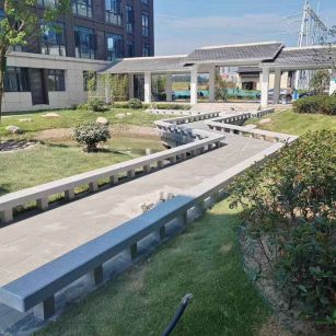 连云港 芝麻灰小区坐凳&栏杆安装效果