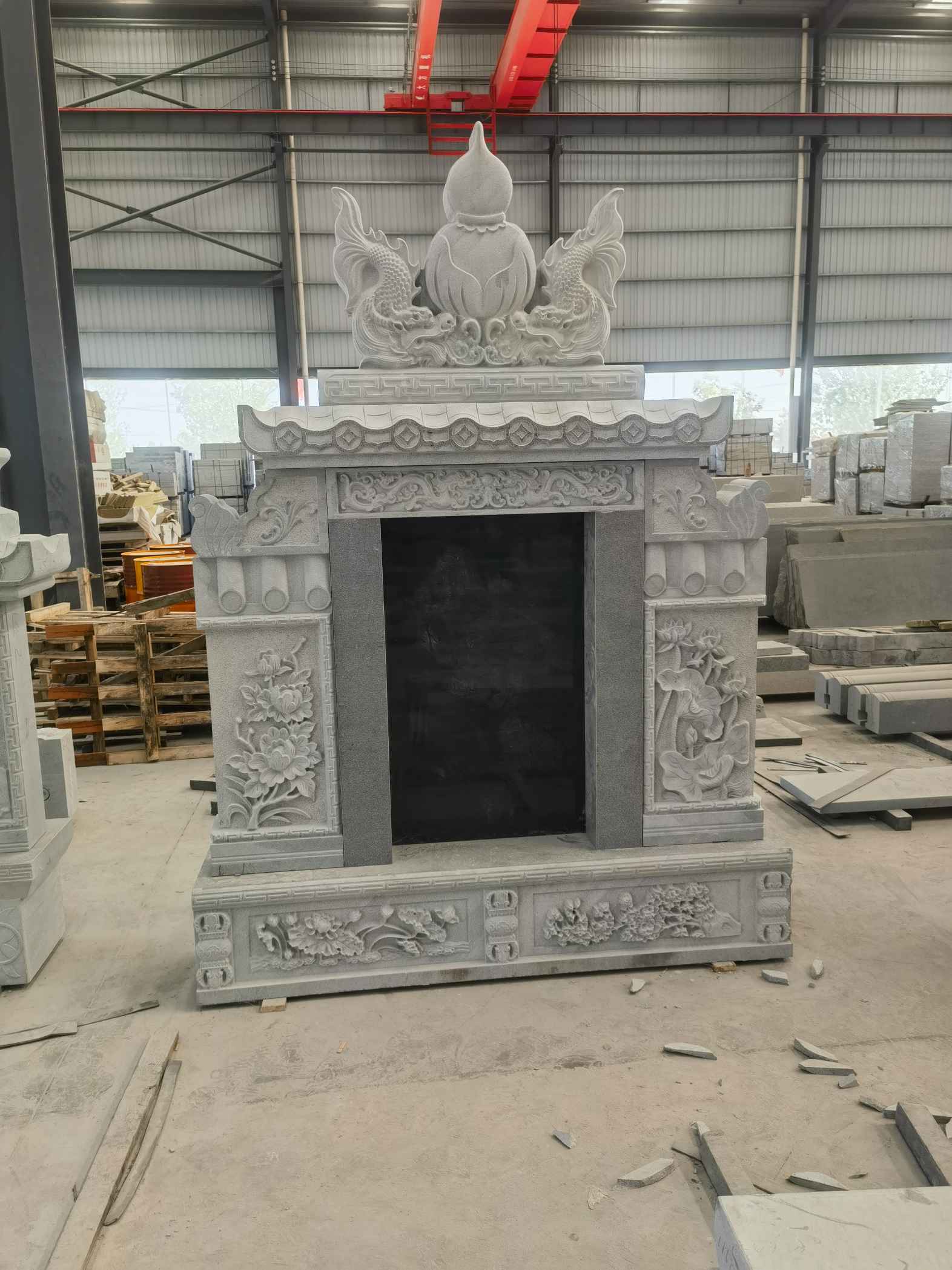 连云港 芝麻灰高档墓碑、土墓，一套也支持定做