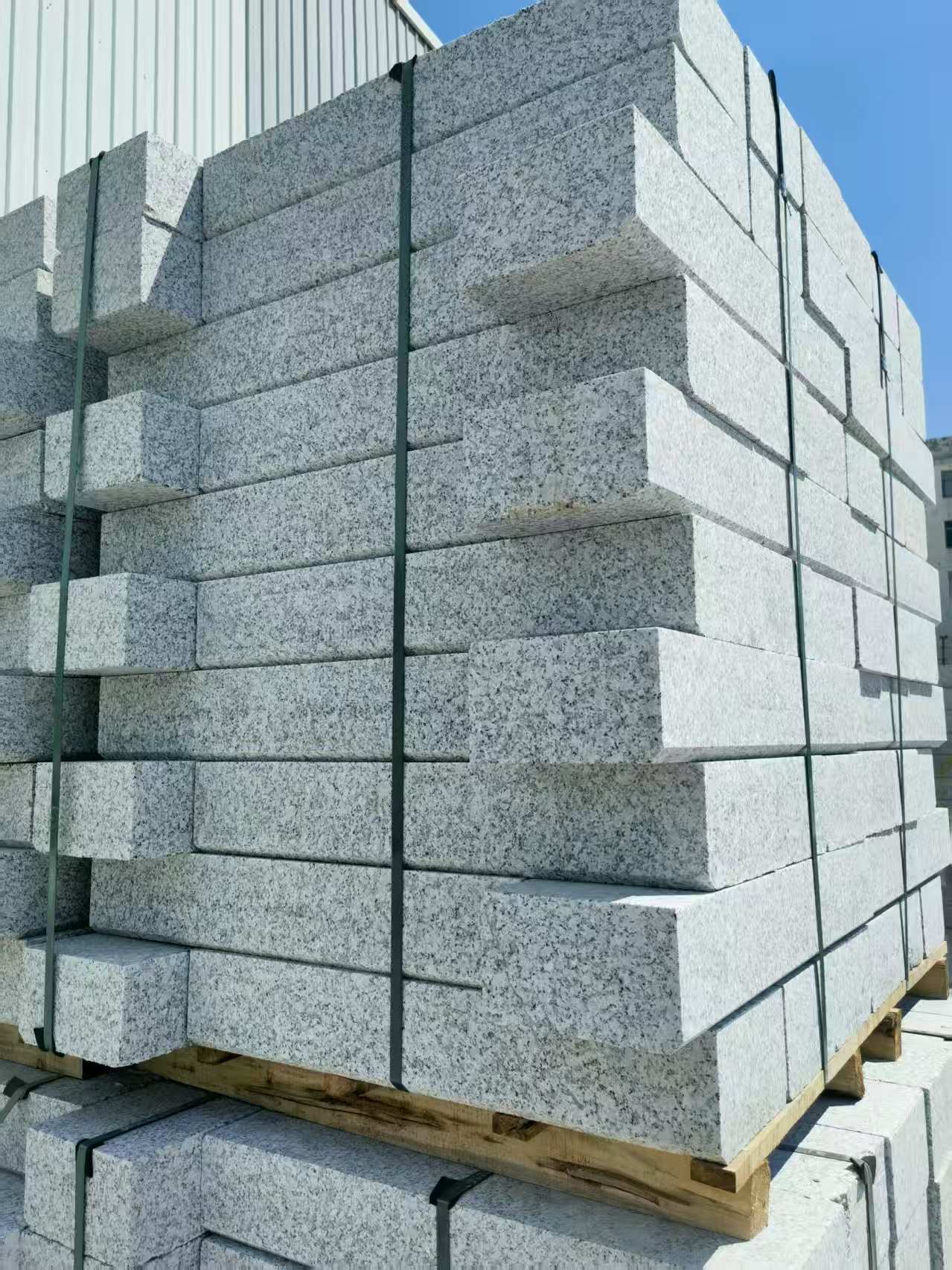 连云港 路沿石颜色均匀、尺寸标准