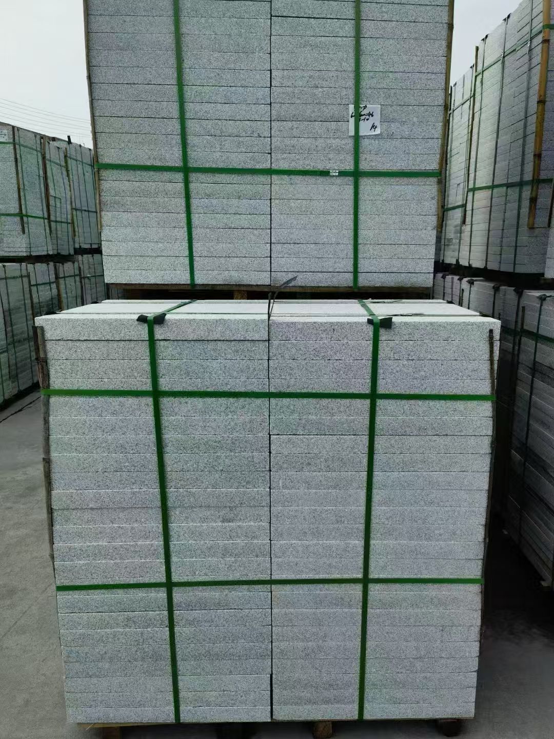 连云港 火烧面地铺石，街道广场园林市政工程板，1.8~5.0厚均有现货