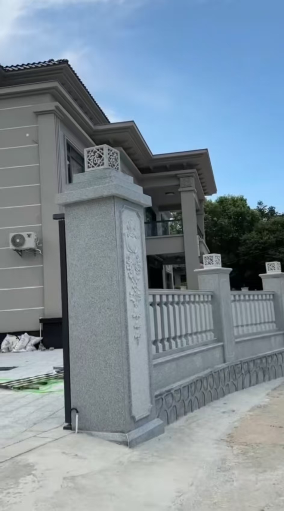 连云港 芝麻白别墅围墙栏杆，私人订制