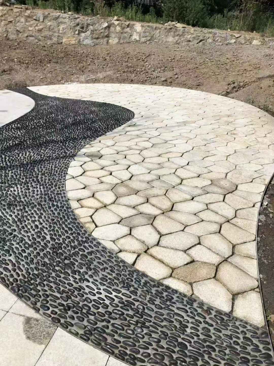 连云港 黄金麻冰裂缝室外铺装效果完美展示