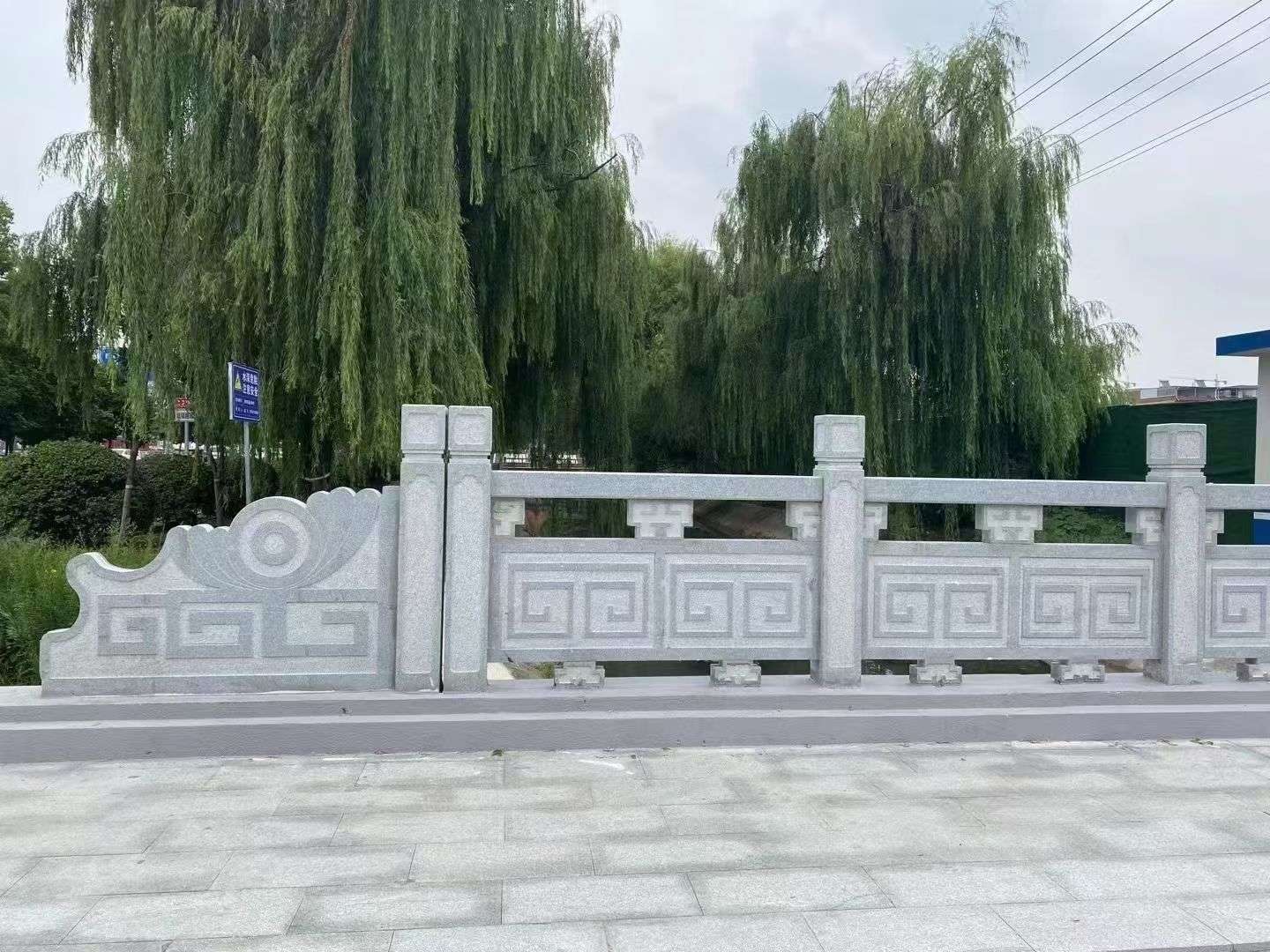 连云港 芝麻灰桥栏杆、河道栏杆安装效果